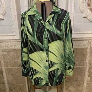 Michelle Michelle. Size Large. Green Chiffon Long Sleeve Aloha Blouse. B108